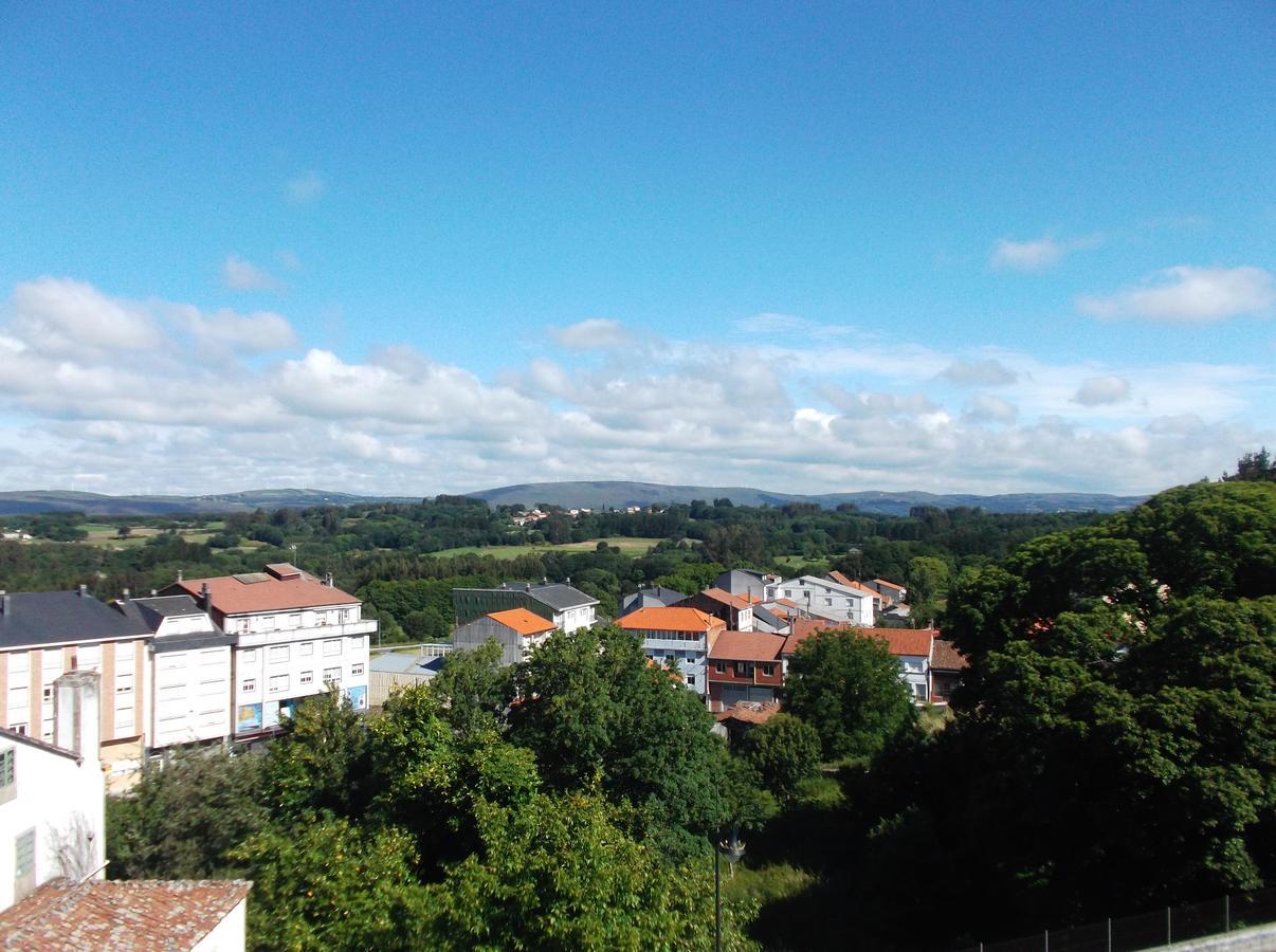 O Cabalo Verde Palas de Rei Exterior foto